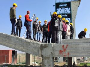 AFAD, gönüllü gençlere hafif arama kurtarma eğitimi veriyor