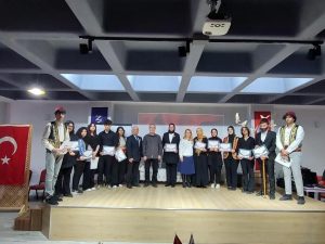 Özel Ak İrfan Fen ve Anadolu Lisesi’nde İstiklal Marşı ve Mehmet Akif Ersoy Anma Programı Coşkuyla Kutlandı