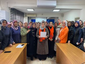 Ak Parti Aksaray İl Kadın Kolları Başkanlığı düzenledikleri basın toplantıyla