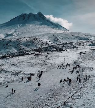 Aksaraylılar Hasandağı’nda bulunan kayak