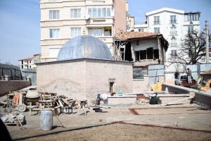 Pir Ali Sultan Türbesi Ve Mescidi’nin Restorasyon Çalışması Tamamlanma Aşamasına Geldi