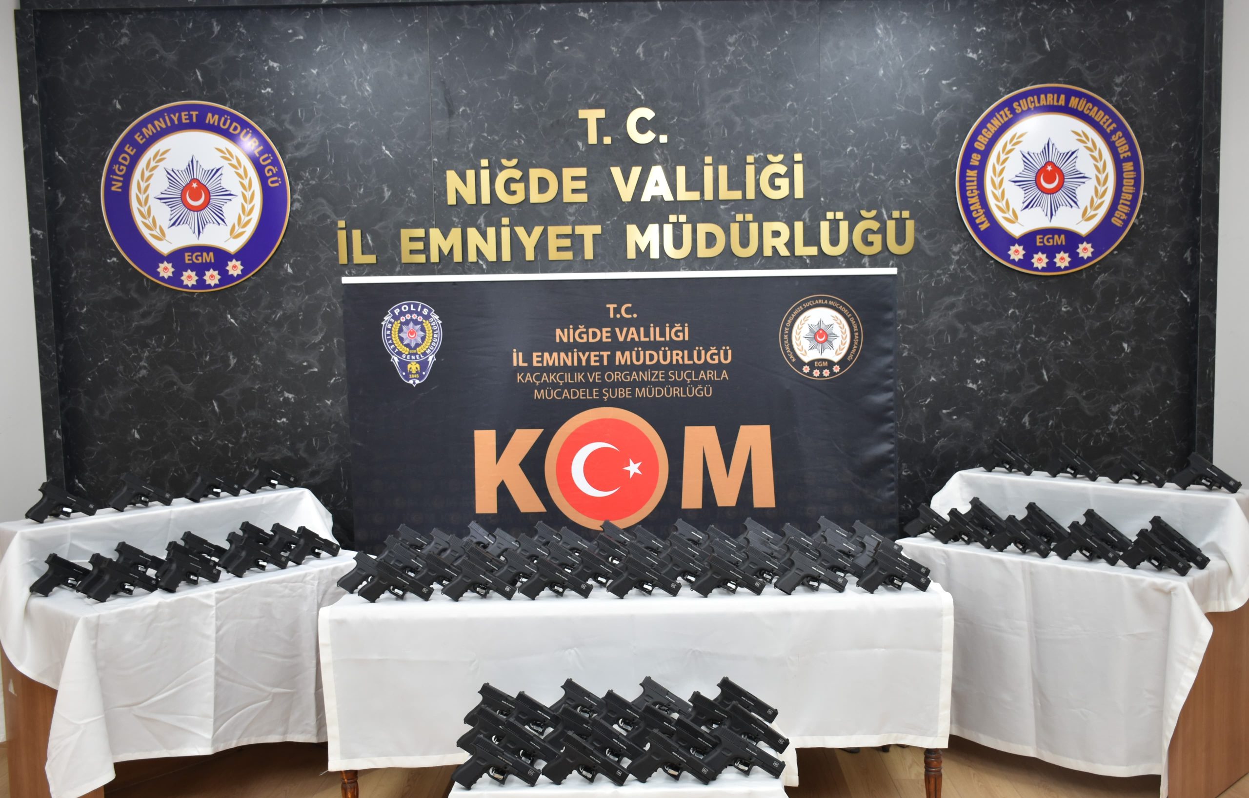 Niğde’de bir kamyonda 99