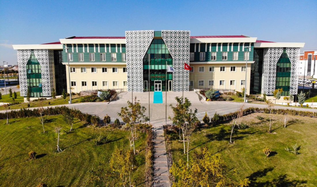 Aksaray Üniversitesi’nde finallerin tamamlanmasının