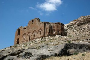 Aksaray Çanlı Kilise: Tarihin ve Doğanın Buluşma Noktası