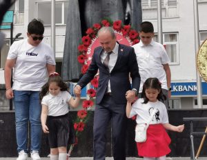 Cumhuriyet Halk Partisi 23 Nisan’ı çocuklarla birlikte coşkuyla kutladı