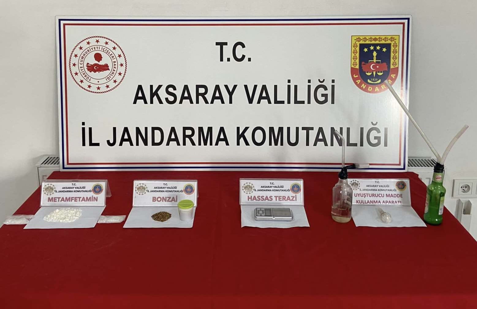 Aksaray’da Jandarma ekipleri uyuşturucu