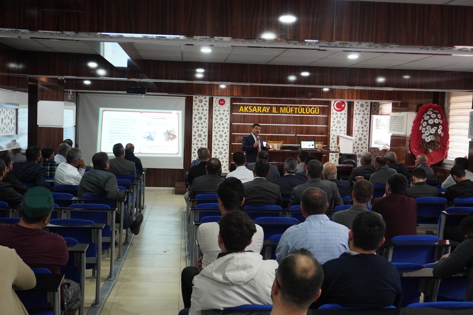 İmam hatip ve müezzin kayyımlarla yolculuk: Aksaray’da kimlik eğitimi semineri!