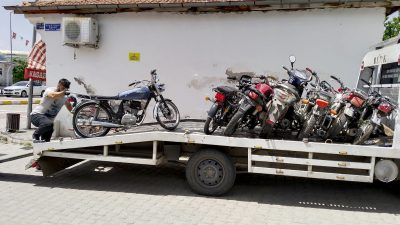 &nbsp; Nevşehir’in Acıgöl ilçesinde, motosiklet satışı yapan iş yerleri ile