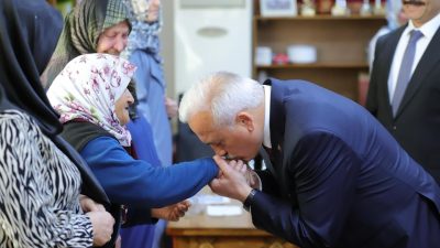Şehit anneleriyle anneler günü kutlaması: Anneliğin yüceliği taçlandı.