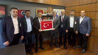 Ankara'da Aksaray’ın Sağlık ve Sosyal Hizmetleri üzerine görüş alışverişinde bulunuldu.