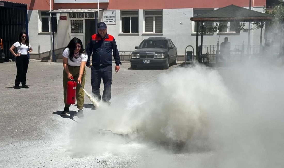 Aksaray AFAD gönüllüleri eğitimi tamamladı: Hazır ve nazır!