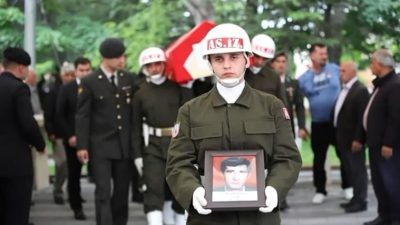 Aslen Aksaray Ortaköy ilçesi Bozkır Köyü nüfusuna kayıtlı olan ve
