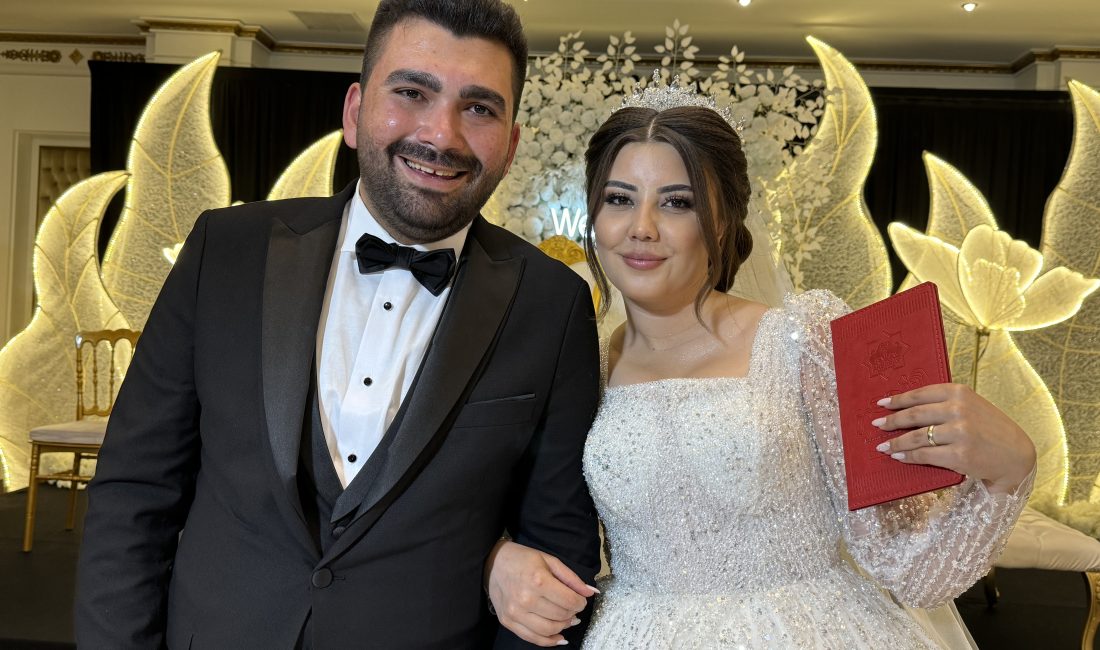 Siyaset ve iş dünyası bu düğünde buluştu; Esra ile Ercan evlendi! Şehrimizin sevilen iş insanı Ercan Dağ, hayatını Esra Yüksel ile