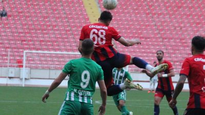 Aksaraylı Futbolcu İbrahim Konuksever'den Tarihi Başarı: Erbaaspor'u Finale Taşıdı