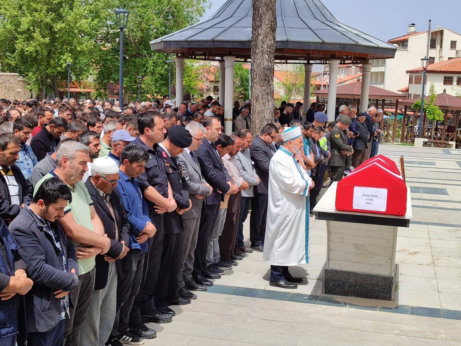 Tedavi gördüğü hastanede vefat eden asker memleketine defnedildi
