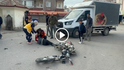 Aksaray'da motosiklet ve kamyonetin Çarpışması sonucunda iki Kişi yaralandı.