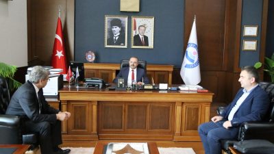 Brisa Fabrika yöneticileri Aksaray Üniversitesi (ASÜ) Rektörü Prof. Dr. Alpay