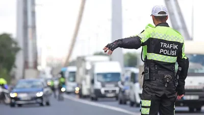 Kırıkkale’de kavşakta otomobiliyle drift yapan sürücüye 32 bin 233 lira