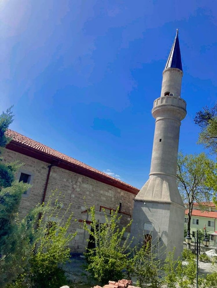 Eskil Ulu Camii olay oldu; İbadete açılmalı!