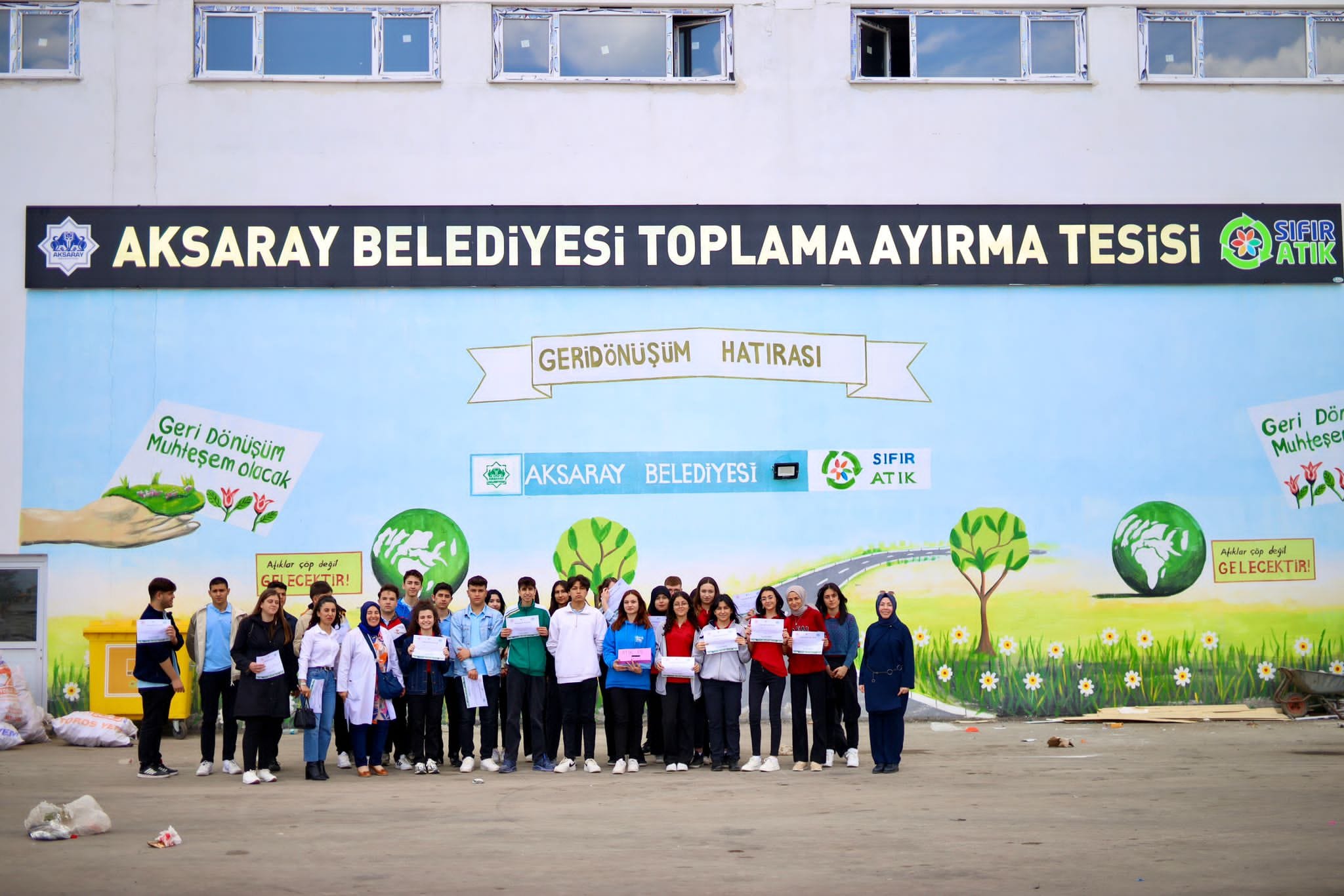 Liseli gençler çevreye sahip çıkıyor: Aksaray’da geri dönüşüm rüzgarı!