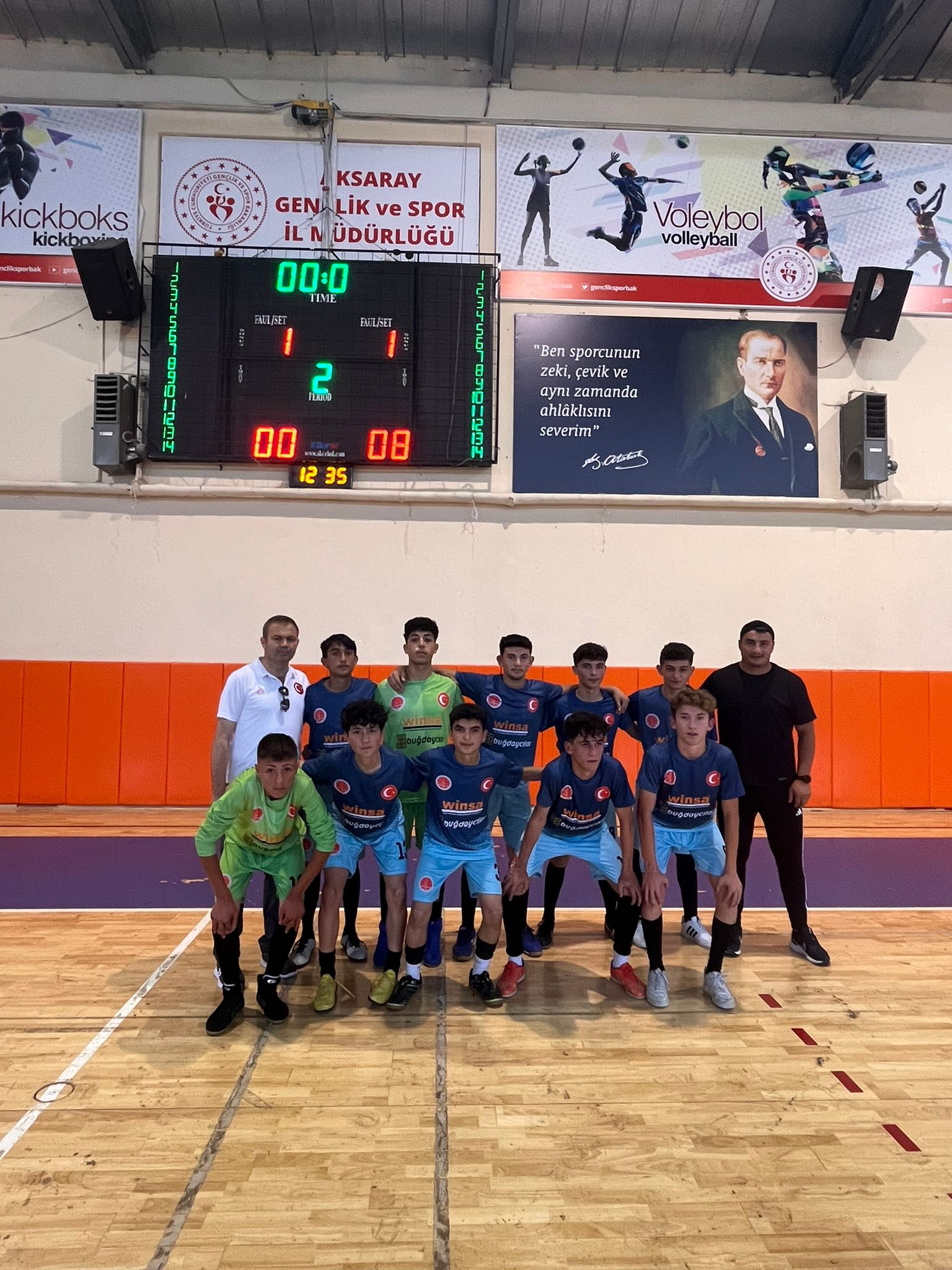 Aksaray’da Futsal Turnuvasında Kanuni Anadolu Proje İmam Hatip Lisesi rakibini eledi