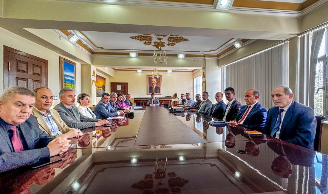 Ortaköy Kaymakamı başkanlığında İlçe İdare Şube Başkanları toplantısı yapıldı Aksaray Ortaköy Kaymakamı Ahmet Karatepe başkanlığında İlçe İdare Şube Başkanları