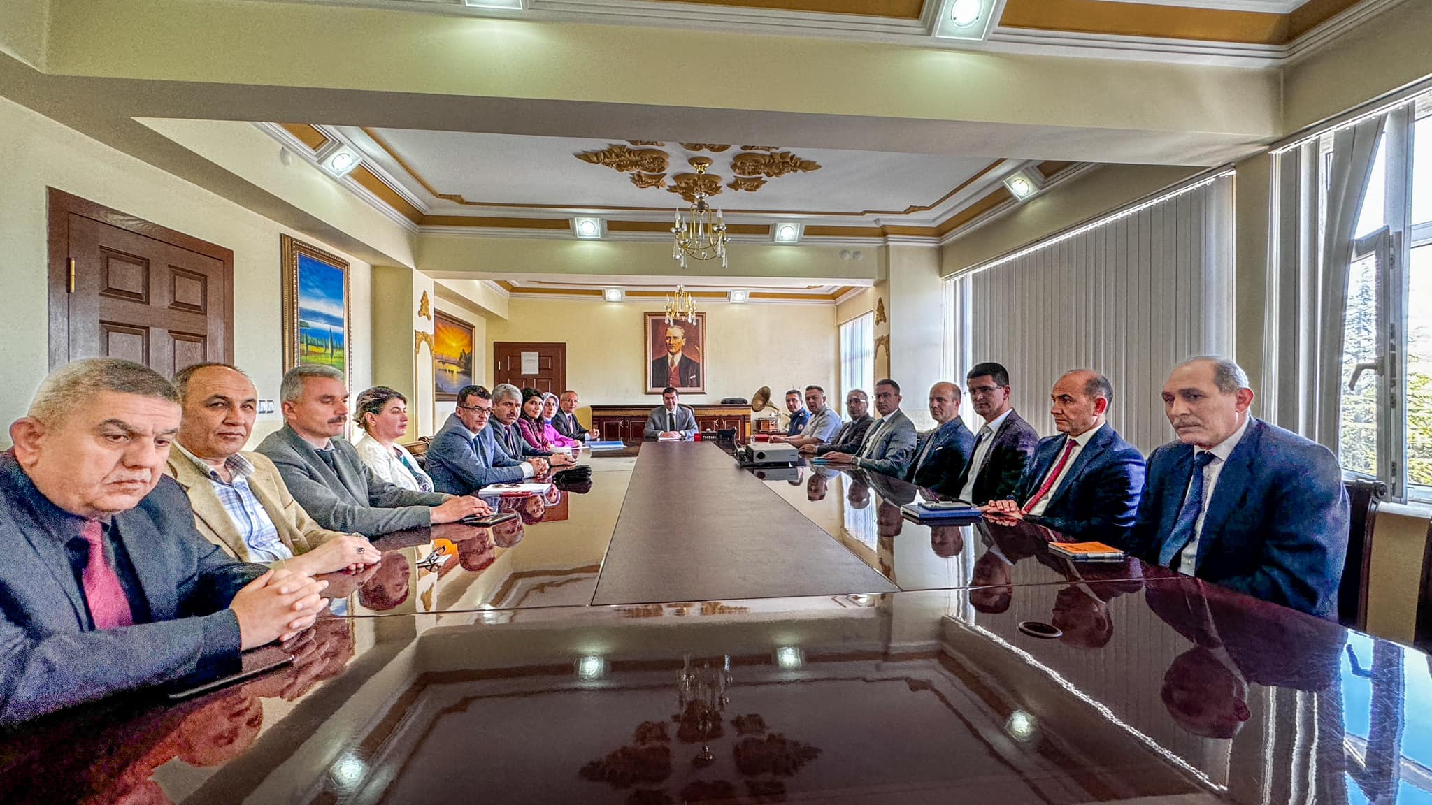 Aksaray Ortaköy Kaymakamı Ahmet Karatepe başkanlığında İlçe İdare Şube Başkanları