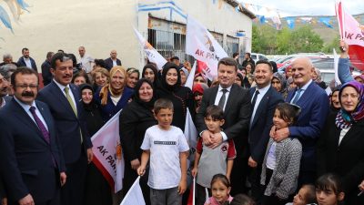 Ak Parti Genel Başkan Yardımcısı Yusuf Ziya, Aksaray gelerek bir