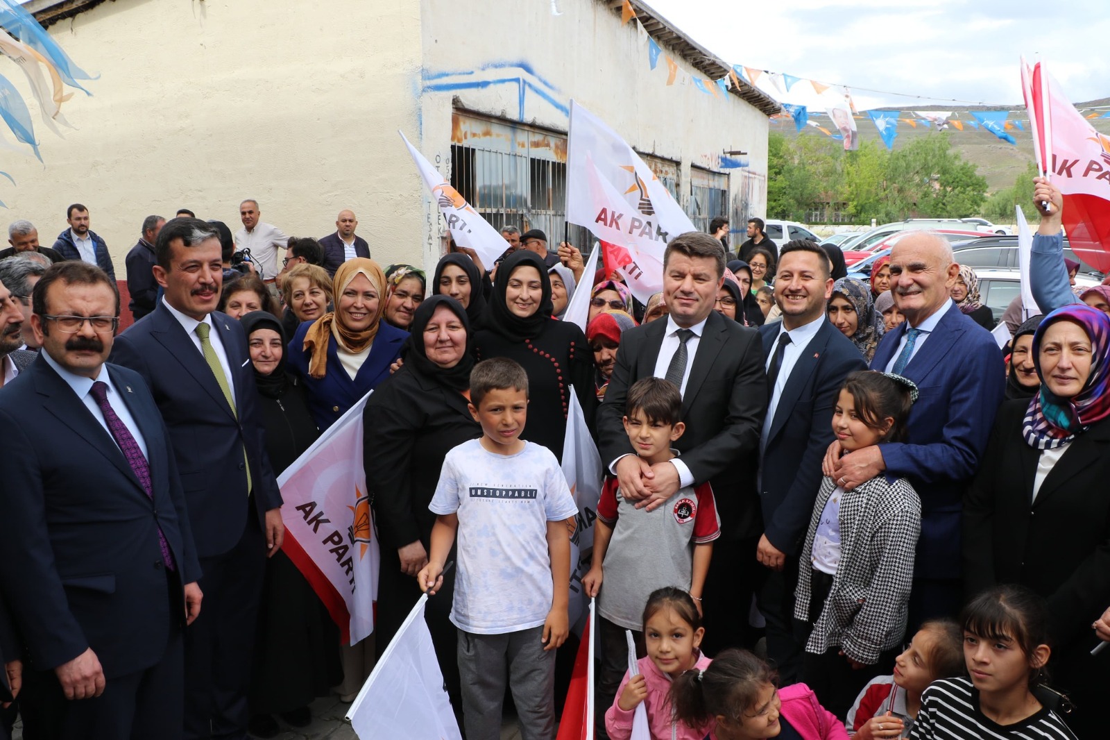 AK Parti’nin Seçim Mesaisi: Ak Parti Genel Başkan Yardımcısı Sağlık Kasabasında!