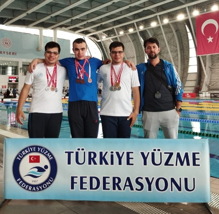 Aksaraylı sporculara 11 madalya