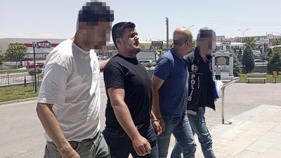 Karaman'da polisin düzenlediği uyuşturucu operasyonunda gözaltına alınan 4 şüpheliden 3'ü