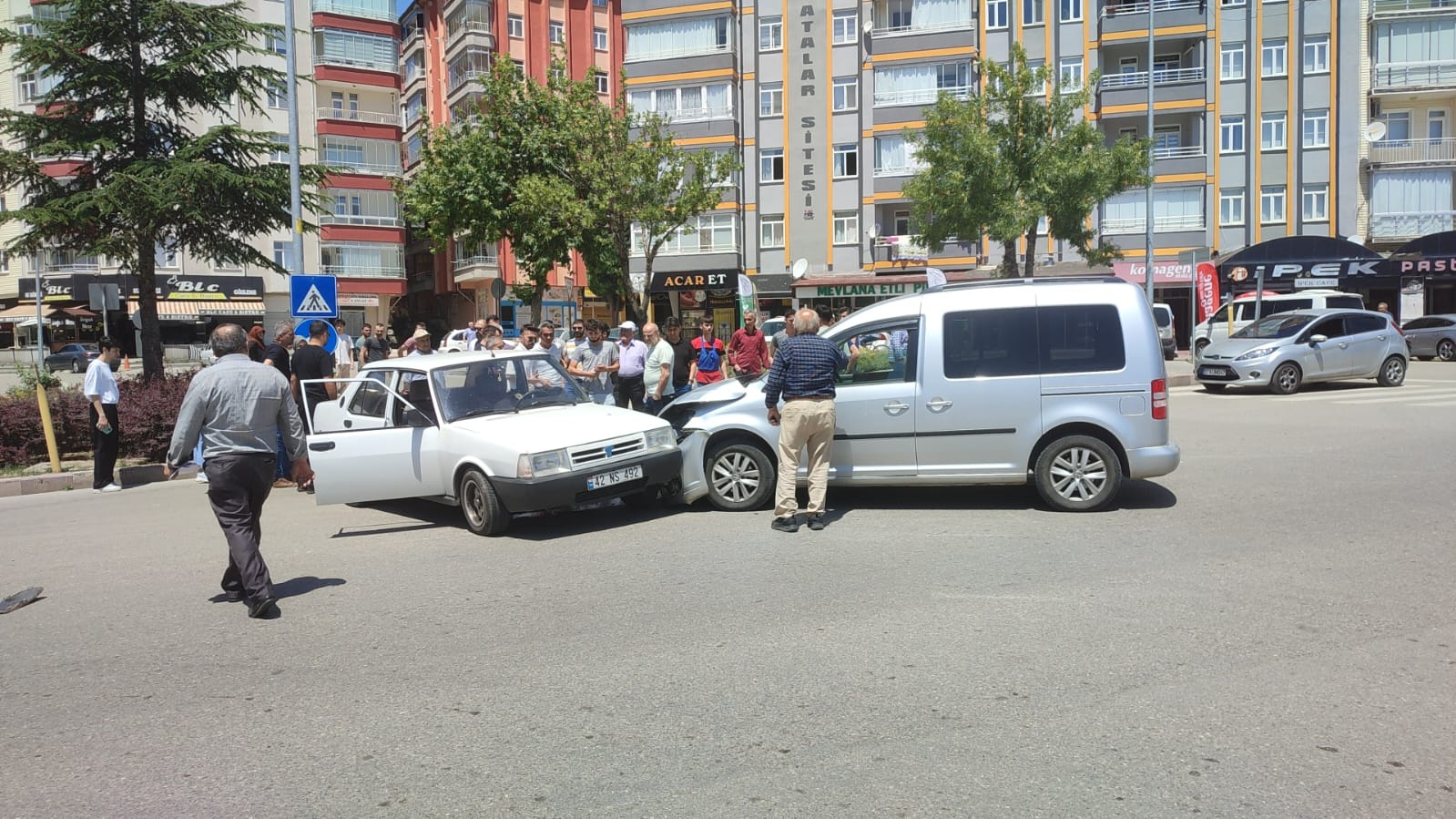 Trafik kazalarında 4 kişi yaralandı