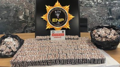 Eskişehir'de polis ekiplerince düzenlenen uyuşturucu operasyonunda, 40 bin 558 sentetik