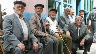 Geçim sıkıntısı çeken emeklilere yapılacak desteklerin ayrıntıları teker teker ortaya