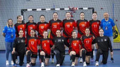 Ankara’da gerçekleştirilen Genç Kızlar Türkiye Şampiyonasında üçüncü olarak büyük bir