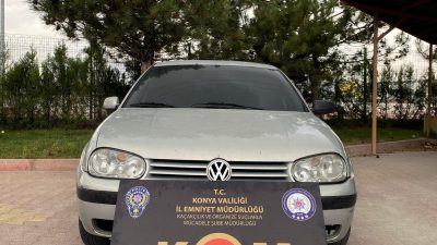 Konya’da gümrük kaçağı araç ve sahte plaka ticareti yaptıkları öne
