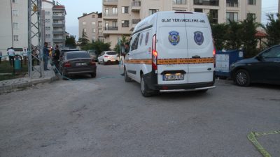 Konya’nın Beyşehir ilçesinde silahla vurulan kişi hastaneye kaldırıldı. Edinilen bilgiye