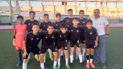 Aksaray’da U14 Ligi kapsamında mücadele eden genç sporcular, dördüncü hafta