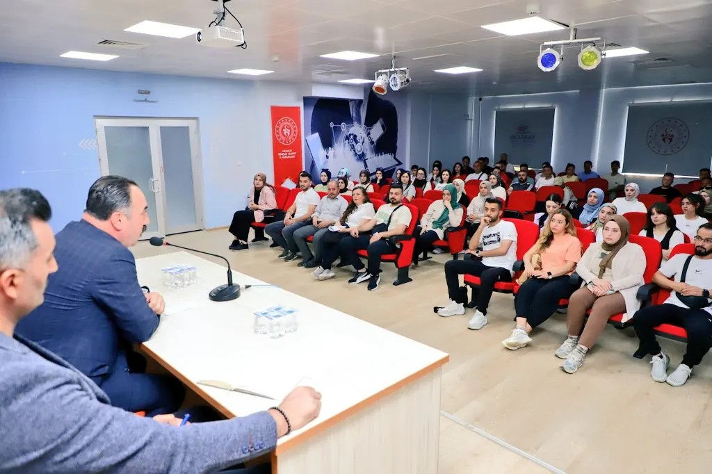 Aksaray’da eğitime yönelik değerlendirme toplantısı yapıldı