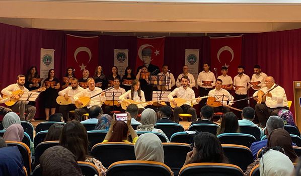 Eskil’de Türk Halk Müziği esintileri yer aldı
