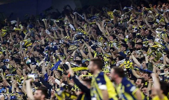 Fenerbahçe’nin yeni sezon formaları tanıtıldı; İşte formalar