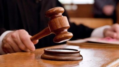 Konya’nın Karatay ilçesinde alacak meselesinden çıkan kavgada amcasının oğlunu silahla