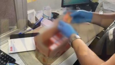 Kayseri'de düzenlenen kaçakçılık operasyonunda 3 şüpheli gözaltına alındı.