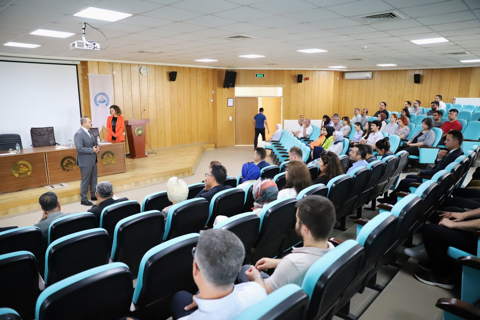 Rektör Arıbaş, Ortak Akıl Ziyaretlerini Sürdürüyor