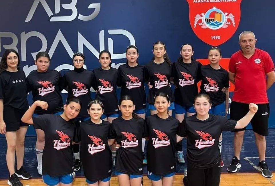 Aksaray Belediyespor Minikler Hentbol