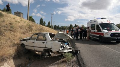 Sivas’ta meydana gelen trafik kazasında 1 kişi öldü, 4 kişi