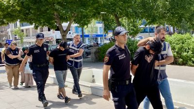Kırşehir'de gölet kenarına atılan bazada battaniyeye sarılı cesedi bulunan ve