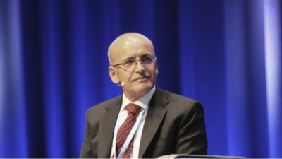 Hazine ve Maliye Bakanı Mehmet Şimşek, gelecek yılbaşından itibaren vergi