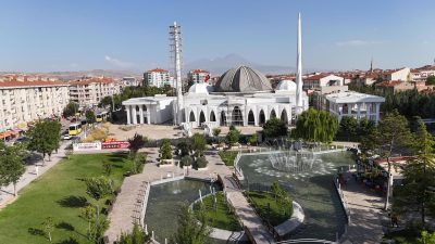 Aksaray Belediye Başkanı Evren Dinçer: "Geçmişimizden Aldığımız Güç ve İnançla