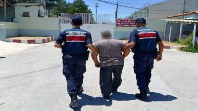 Karaman’da çeşitli suçlardan aranan 26 kişi jandarma ekiplerince yakalandı. İl